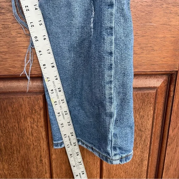 Women’s Wild Fable Distressed Jeans - Picture 8 of 8